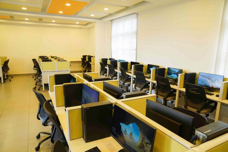 Computer Lab - Aachi Global School facility